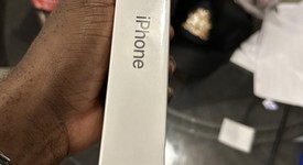 New
													Apple iPhone 11 - Straight Talk, Black, 64 GB, A2111, photo 3 of 4