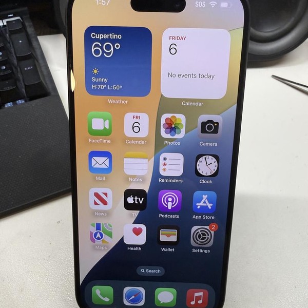 Apple iPhone 15 Pro - Cox Mobile, 128 GB, Black, A2848