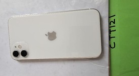 Good
													Apple iPhone 11 - Unlocked, White, 64 GB, A2111, photo 5 of 7