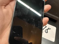 Apple iPhone 16