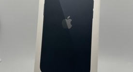 Mint
													Apple iPhone 13 - Unlocked, Midnight, 128 GB, A2482, photo 1 of 6