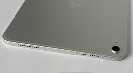 Mint
													Apple iPad 10th Gen - Unlocked, Silver, 64 GB, A2757, photo 3 of 7