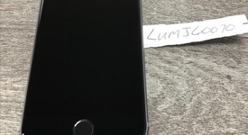 Mint
													Apple iPhone 6S - Unlocked, Grey, 32 GB, A1688, photo 1 of 7