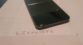 Good
													Samsung Galaxy Z Flip4 5G - T-Mobile, Graphite, 128 GB, 8 GB, SM-F721U, photo 5 of 36