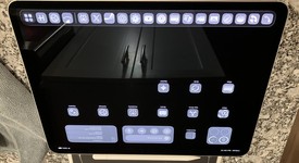 Mint
													Apple iPad Pro 13" (M4) 2024 - Unlocked, Silver, 256 GB, 8 GB, A2926, Standard Glass, photo 5 of 11