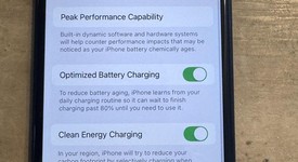 Fair
													Apple iPhone SE 3rd Gen 2022 - T-Mobile, Midnight, 64 GB, A2595, photo 2 of 11