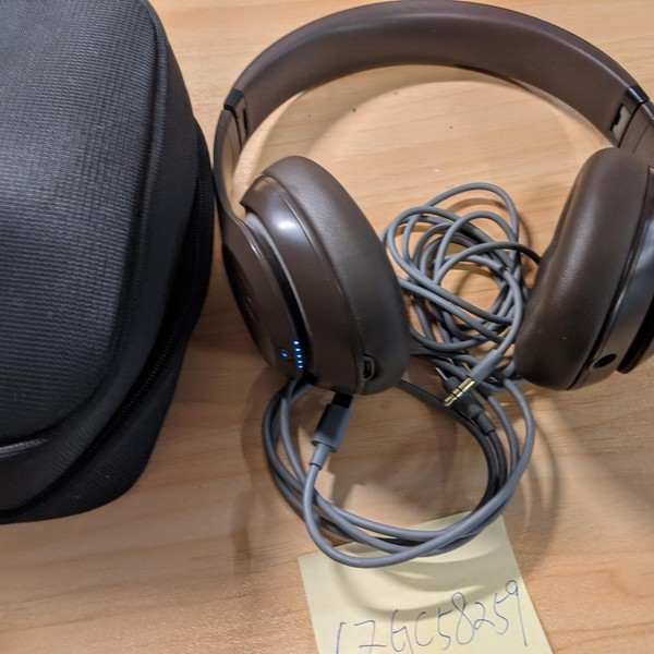 Beats Studio Pro - Brown