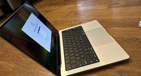 Mint
													MacBook Pro 2024 - 14" - Apple M4, Silver, 512 GB, 16 GB, photo 1 of 14
