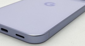 Mint
													Google Pixel 10 - Unlocked, Frost, 256 GB, GLBW0, photo 5 of 5