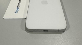 Fair
													Apple iPhone 16 - Unlocked, White, 256 GB, A3081, photo 4 of 6