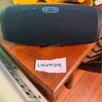 Mint JBL Charge 5 - Black