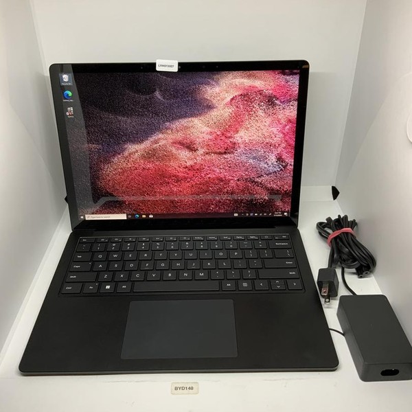 Microsoft Surface Laptop 5 - 512 GB, Black, 16 GB, Intel Core i7, 13.5 inch