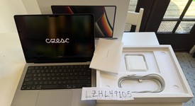 Good
													MacBook Pro 2023 - 14" - Apple M2 Pro 10-core, Silver, 1 TB, 32 GB, photo 1 of 17