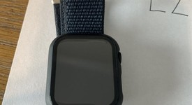 Good
													Apple Watch SE 2nd Gen 44mm - Midnight, A2723 - GPS, Aluminum, photo 4 of 9