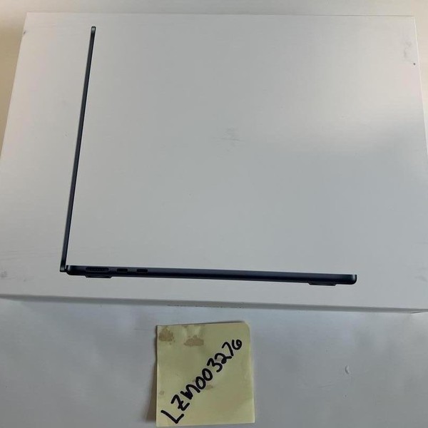 MacBook Air 2025 (M4) - 13 inch - 512 GB, Midnight, 16 GB, Apple M4