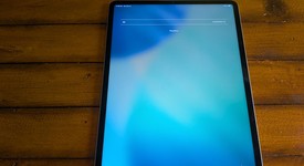 Mint
													Apple iPad Pro 12.9" 6th Gen 2022 - Wi-Fi, Gray, 128 GB, photo 1 of 12