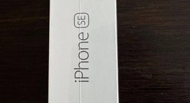 New
													Apple iPhone SE 1st Gen 2016 - Unlocked, Grey, 64 GB, A1662, photo 5 of 5