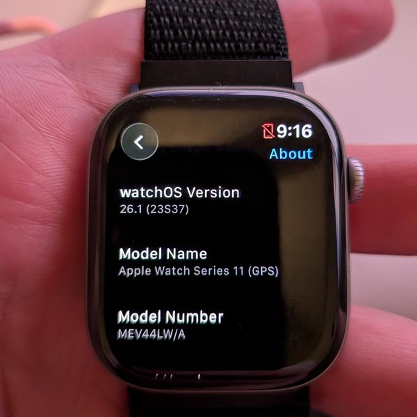 Apple Watch Series 11 46mm - Silver, A3333 - GPS, Aluminum