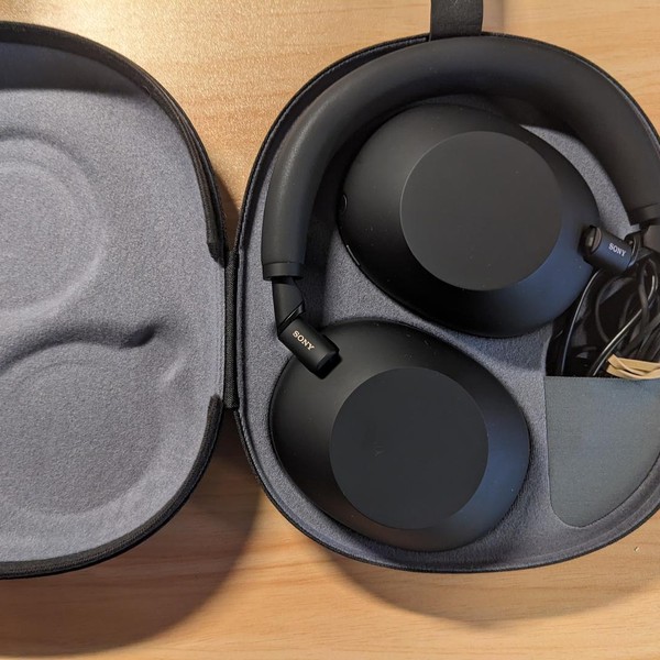Sony WH-1000XM6 - Black