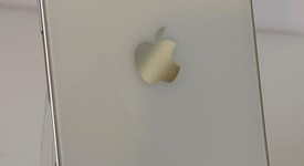 Mint
													Apple iPhone 13 - Unlocked, Starlight, 128 GB, A2482, photo 2 of 8