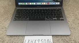 Good
													MacBook Air 2020 - 13" - Apple M1, Gray, 512 GB, 8 GB, photo 1 of 7