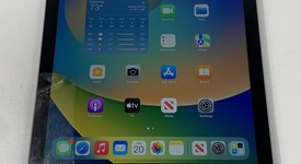 Mint
													Apple iPad 6th Gen - Unlocked, Gray, 32 GB, A1954, photo 1 of 7