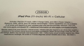 Good
													Apple iPad Pro 11" 2018 - Unlocked, Silver, 256 GB, A2013, photo 5 of 12