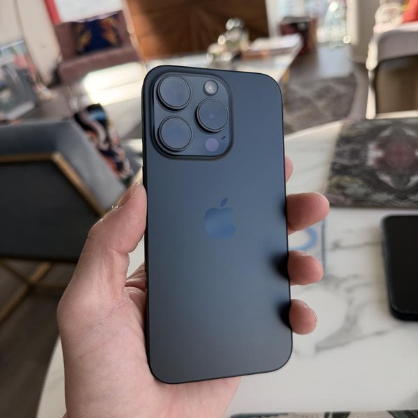 Apple iPhone 13 Pro Max - Unlocked, 256 GB, Sierra Blue, A2484