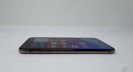 Good
													Apple iPhone Xs Max - Unlocked, Gold, 256 GB, A1921, photo 5 of 6