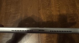 Mint
													Apple iPad 8th Gen - Wi-Fi, Silver, 32 GB, A2270, photo 4 of 10