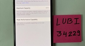 Good
													Apple iPhone Xs - Unlocked, Gold, 256 GB, A1920, photo 4 of 9