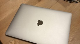 Fair
													MacBook Air 2020 - 13" - Apple M1, Silver, 256 GB, 8 GB, photo 1 of 14
