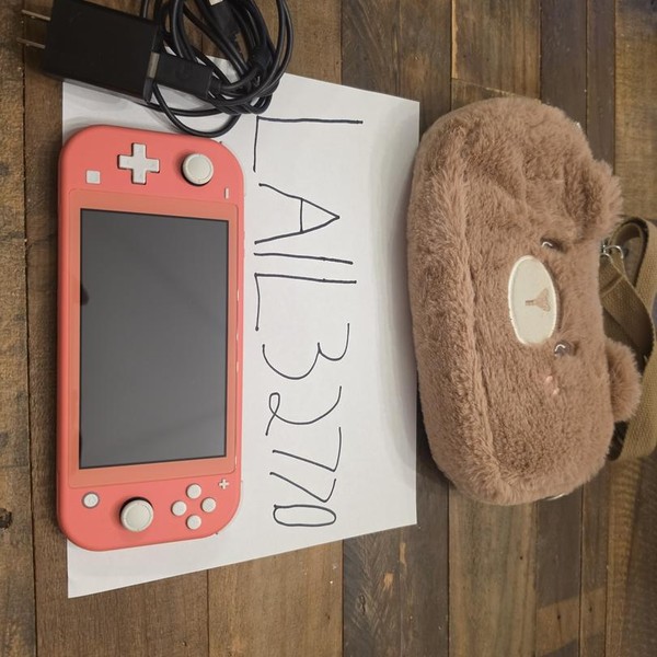 Nintendo Switch Lite - Coral