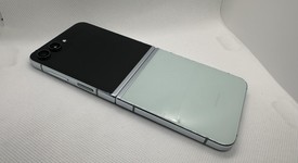 Mint
													Samsung Galaxy Z Flip5 - Verizon, Mint, 256 GB, 8 GB, SM-F731U, photo 3 of 3