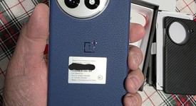 Good
													OnePlus 13 - Unlocked, Midnight Ocean, 512 GB, 16 GB, photo 2 of 8