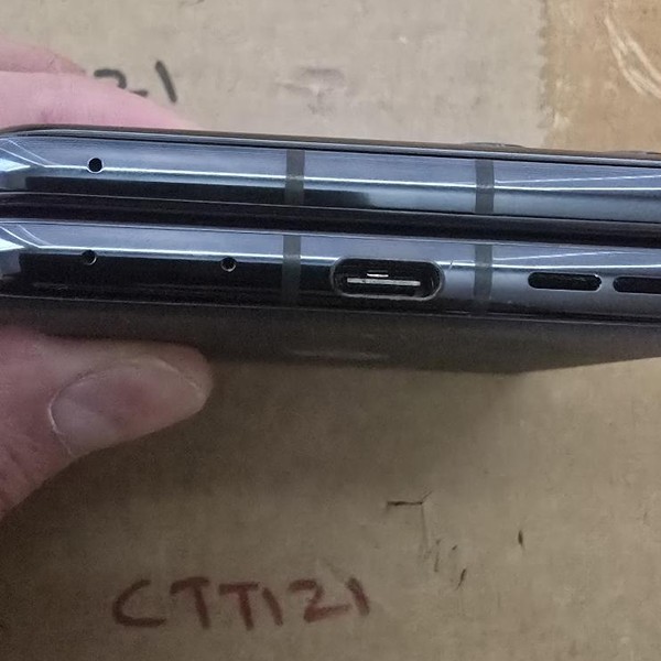 Motorola Razr Plus (2024) - Unlocked, 256 GB, Navy Blue, 12 GB