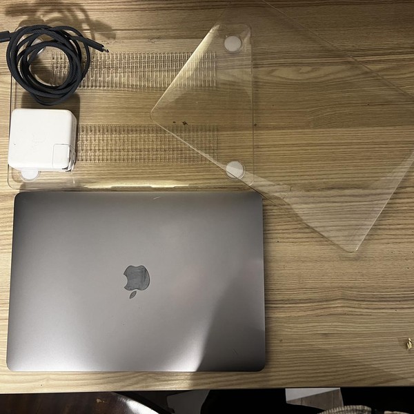 MacBook Air 2020 - 13 inch - 256 GB, Gray, 8 GB, Apple M1