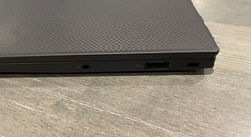 Mint
													Lenovo X1 Carbon Gen 10 - I7, 1 TB, 32 GB, photo 5 of 7