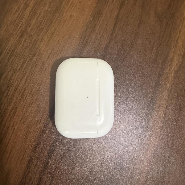 Apple AirPods Pro - MagSafe Case