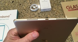 Good
													Apple iPad Pro 9.7" - Wi-Fi, Gold, 128 GB, A1673, photo 4 of 7