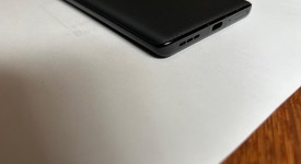 Mint
													Motorola Edge Plus (2023) - Unlocked, Black, 512 GB, 8 GB, photo 6 of 6