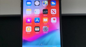 Mint
													Apple iPhone 7 Plus - Xfinity, Black, 256 GB, A1661, photo 3 of 3