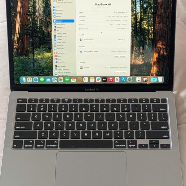 MacBook Air 2020 - 13 inch - 512 GB, Gray, 8 GB, Intel Core i5