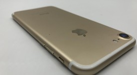 Good
													Apple iPhone 7 - T-Mobile, Gold, 128 GB, A1778, photo 4 of 5