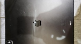 Good
													Apple iPad Pro 13" (M4) 2024 - Unlocked, Black, 512 GB, 8 GB, A2926, Standard Glass, photo 3 of 3