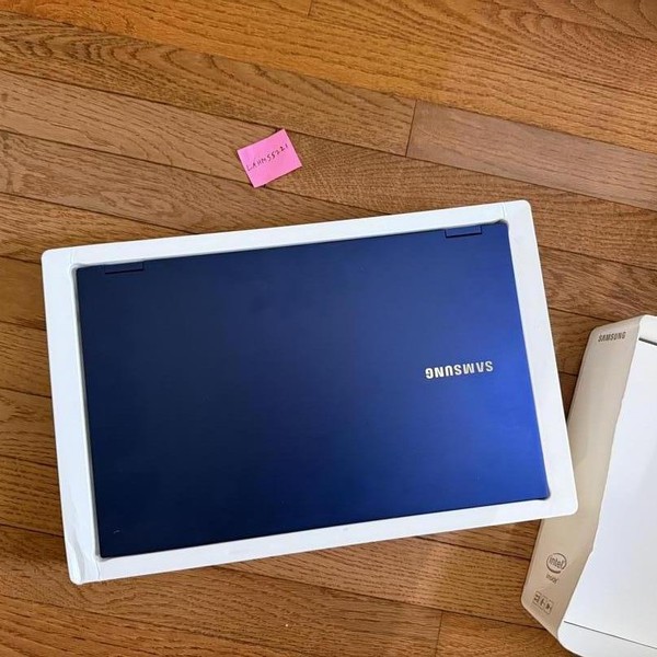 Samsung Galaxy Book Flex - 512 GB, Blue, 12 GB, Intel Core i7, 15 inch