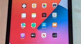 Good
													Apple iPad 5th Gen - Wi-Fi, Gray, 32 GB, A1822, photo 1 of 5