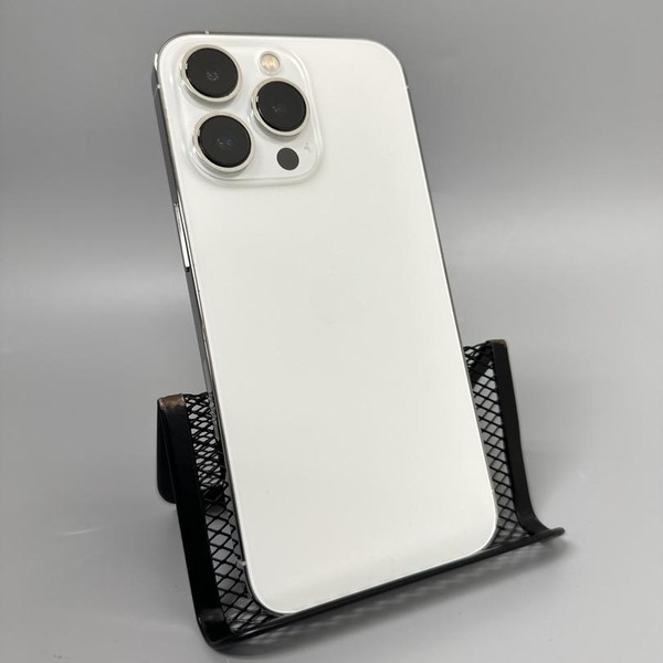 Apple iPhone 13 Pro - Unlocked, Silver, 1 TB, A2483