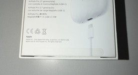 Used
													Apple AirPods Pro 2 - USB-C, photo 2 of 10