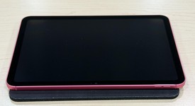 Good
													Apple iPad 11th Gen - Verizon, Pink, 128 GB, A3355, photo 5 of 7